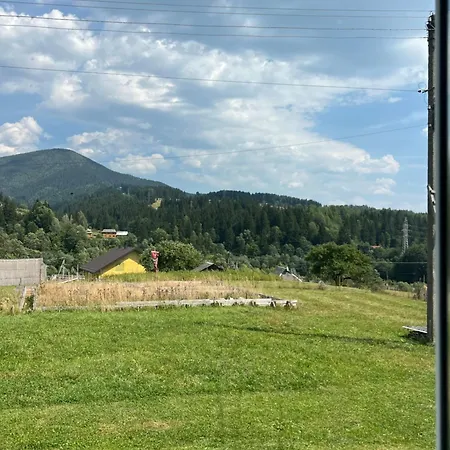 Lodge поміж гір
